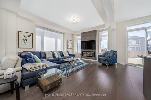 Photo 9 at 31 Canard Drive, Kleinburg, Vaughan