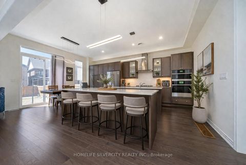 Photo 12 at 31 Canard Drive, Kleinburg, Vaughan