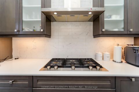 Photo 16 at 31 Canard Drive, Kleinburg, Vaughan