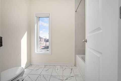 Photo 31 at 31 Canard Drive, Kleinburg, Vaughan