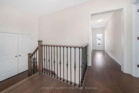 Photo 35 at 31 Canard Drive, Kleinburg, Vaughan