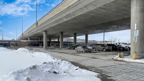 Photo 41 at 32 Zezel Way, Dorset Park, Toronto