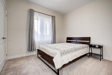 Photo 28 at 242 Paradelle Drive, Oak Ridges Lake Wilcox, Richmond Hill