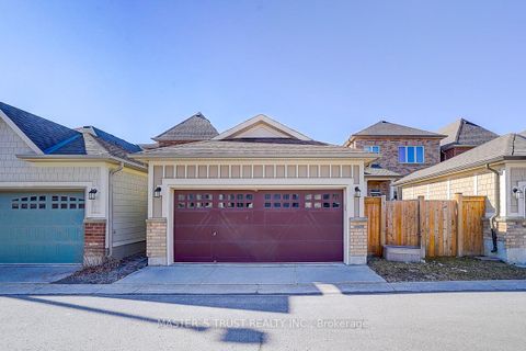 Photo 36 at 242 Paradelle Drive, Oak Ridges Lake Wilcox, Richmond Hill