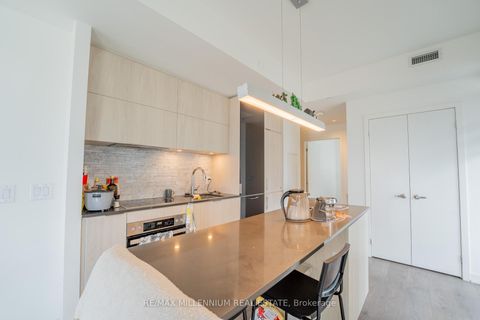 Photo 8 at 1808 - 20 Richardson Street, Waterfront Communities C8, Toronto