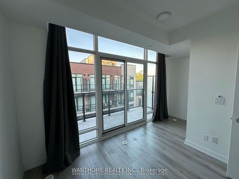Photo 3 at 15 - 861 Sheppard Avenue W, Clanton Park, Toronto