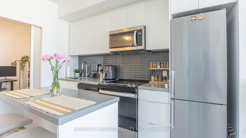 Photo 4 at 818 - 8868 Yonge Street, South Richvale, Richmond Hill