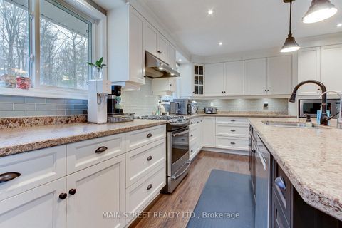 Photo 8 at 52 Maple Avenue, Sutton & Jackson's Point, Georgina