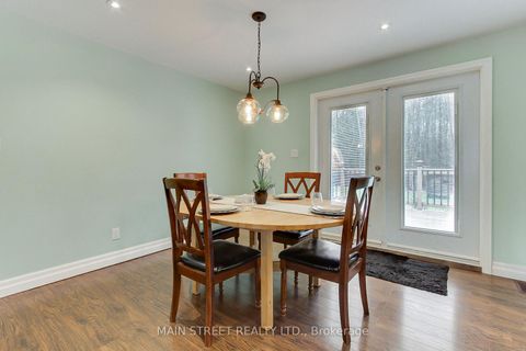 Photo 13 at 52 Maple Avenue, Sutton & Jackson's Point, Georgina