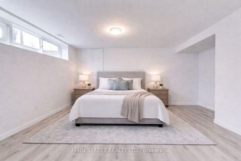 Photo 30 at 52 Maple Avenue, Sutton & Jackson's Point, Georgina