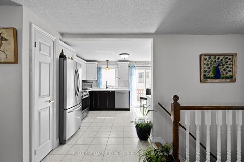 Photo 5 at 5 Laurie Crescent, Wellington, Barrie