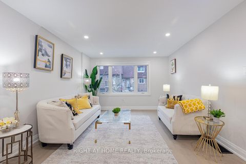 Photo 1 at 176 - 160 Palmdale Drive, Sullivan, Toronto