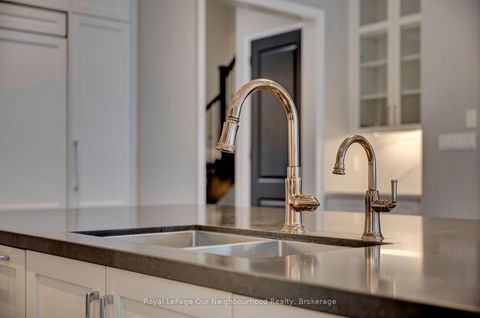 Photo 12 at 7 Starrett Street, Nobleton, King