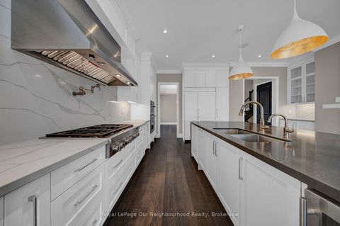 Photo 15 at 7 Starrett Street, Nobleton, King