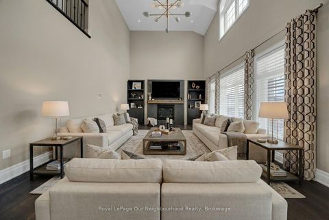 Photo 18 at 7 Starrett Street, Nobleton, King