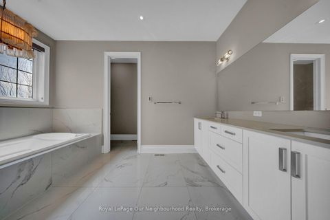 Photo 28 at 7 Starrett Street, Nobleton, King