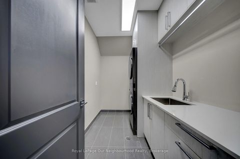 Photo 38 at 7 Starrett Street, Nobleton, King