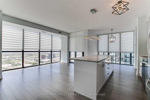 Photo 9 at 3203 - 2900 Highway 7, Concord, Vaughan