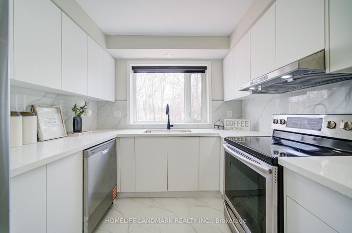 Photo 13 at 1111 Deer Run, Creditview, Mississauga