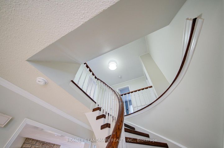 Photo 22 at 1111 Deer Run, Creditview, Mississauga