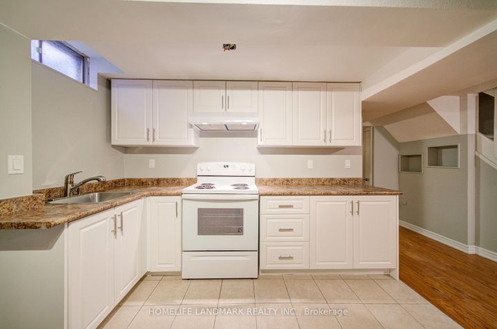 Photo 39 at 1111 Deer Run, Creditview, Mississauga