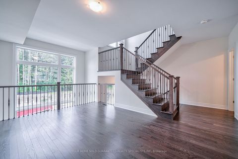 Photo 7 at 14 Bennington Road, Summerhill Estates, Newmarket