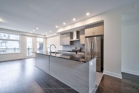 Photo 12 at 14 Bennington Road, Summerhill Estates, Newmarket