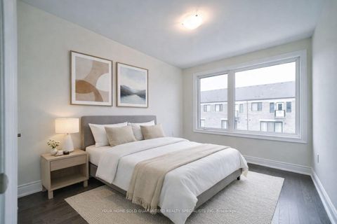 Photo 29 at 14 Bennington Road, Summerhill Estates, Newmarket