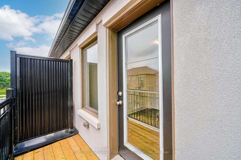 Photo 32 at 14 Bennington Road, Summerhill Estates, Newmarket