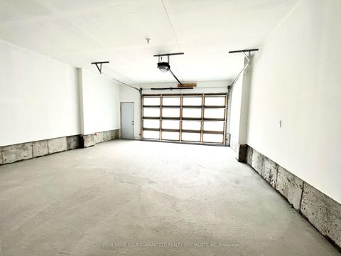 Photo 37 at 14 Bennington Road, Summerhill Estates, Newmarket