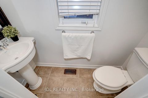 Photo 23 at 46 Braehead Drive, Jefferson, Richmond Hill