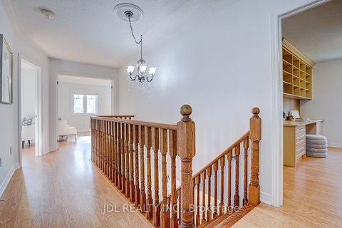 Photo 25 at 46 Braehead Drive, Jefferson, Richmond Hill