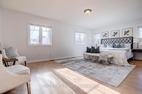 Photo 26 at 46 Braehead Drive, Jefferson, Richmond Hill