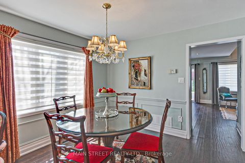 Photo 8 at 108 Hollandview Trail, Bayview Wellington, Aurora