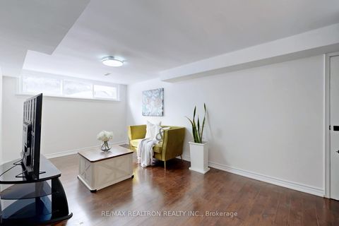 Photo 28 at 53 Fairglen Avenue, L'Amoreaux, Toronto
