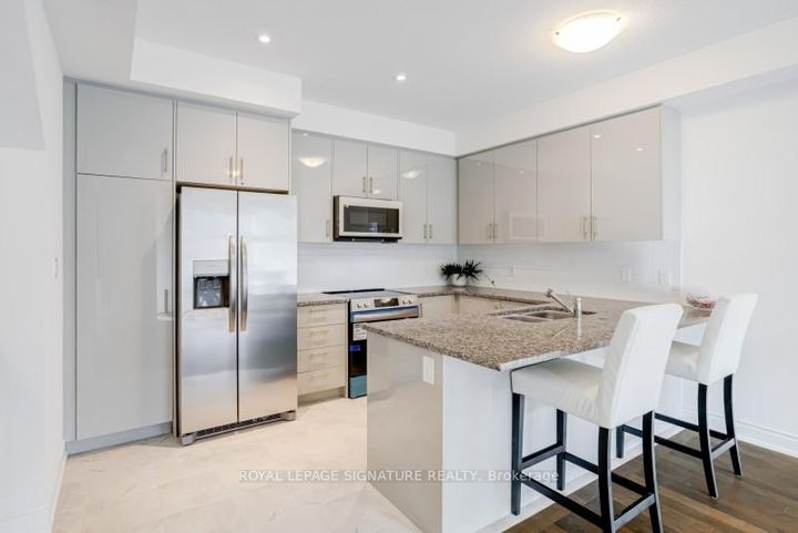 Photo 11 at 1309 Anthonia Trail, JM Joshua Meadows, Oakville