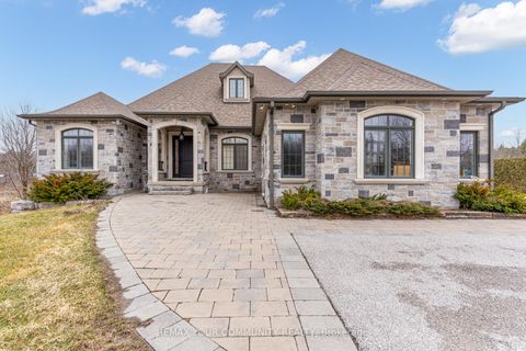 Photo 5 at 20111 Bathurst Street E, Holland Landing, East Gwillimbury
