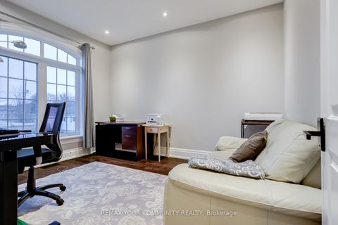 Photo 25 at 20111 Bathurst Street E, Holland Landing, East Gwillimbury