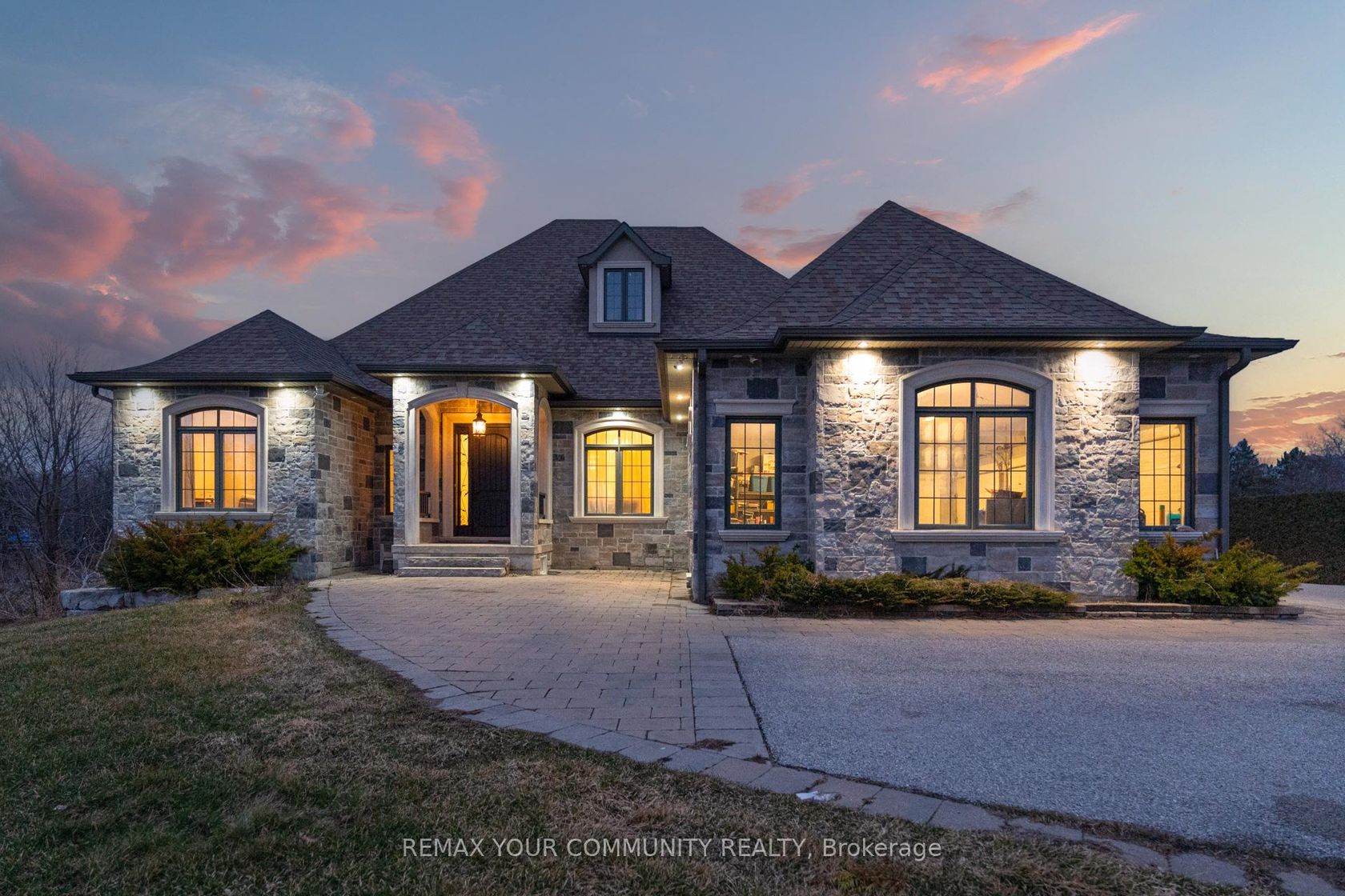20111 Bathurst Street E, Holland Landing, East Gwillimbury 