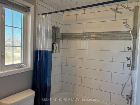 Photo 9 at 13 Golds Crescent, Holly, Barrie