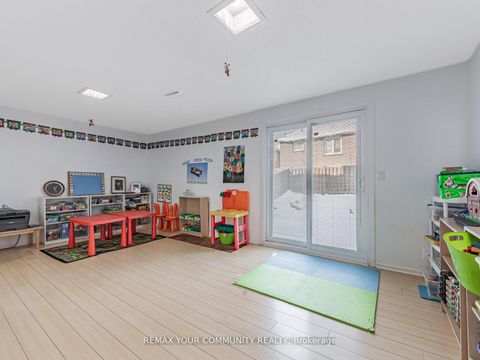 Photo 18 at 60 Dana Crescent, Yorkhill, Vaughan