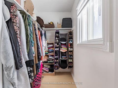 Photo 31 at 60 Dana Crescent, Yorkhill, Vaughan