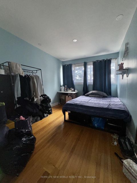 Photo 9 at 113 - 2901 Jane Street, Jane Heights, Toronto