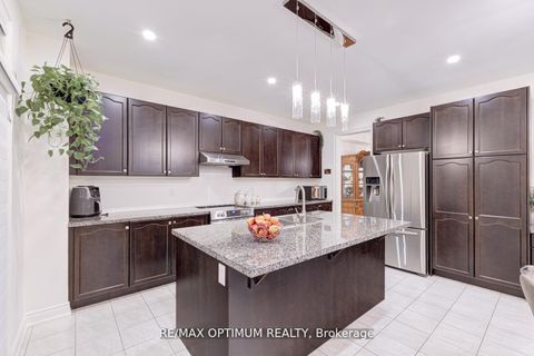 Photo 12 at 91 Elderslie Crescent, Kleinburg, Vaughan