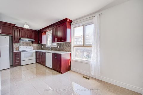 Photo 15 at 54 - 331 Trudelle Street, Eglinton East, Toronto