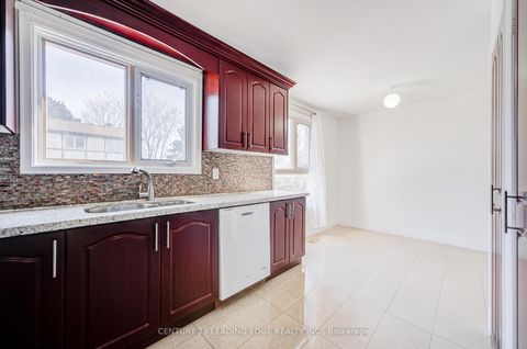 Photo 18 at 54 - 331 Trudelle Street, Eglinton East, Toronto