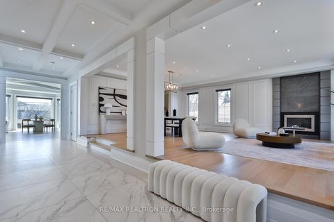 Photo 6 at 261 Patricia Avenue, Newtonbrook West, Toronto