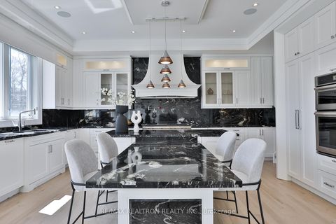 Photo 17 at 261 Patricia Avenue, Newtonbrook West, Toronto