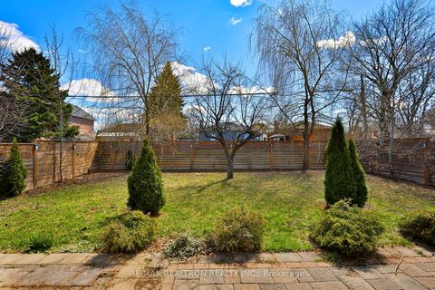 Photo 45 at 261 Patricia Avenue, Newtonbrook West, Toronto