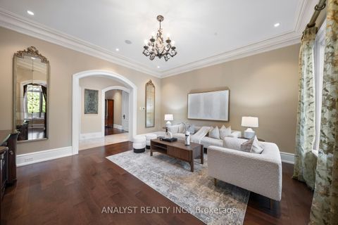 Photo 13 at 86 Eden Vale Drive, King City, King